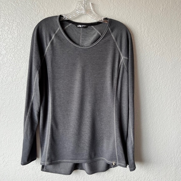 The North Face size L long sleeve top - Picture 1 of 9